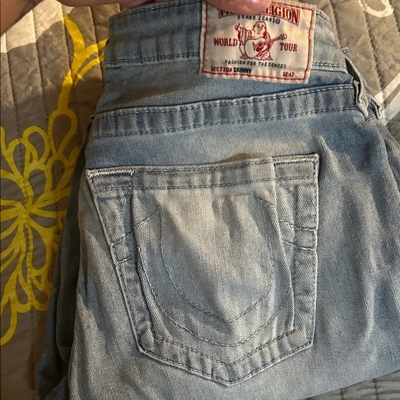 True Religion Women's Light Blue Distressed Curvy Skinny Jeans - Picture 9 of 9